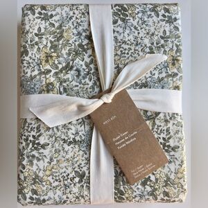 West Elm Frankie Floral Reversible F/Q Duvet Cover, Green Multi NWT, Retail $139